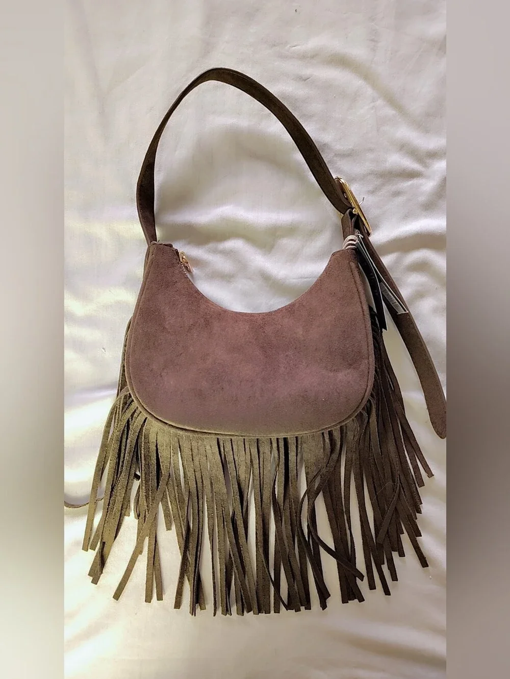 Boho-Chic Bundle: Fringed Hobo Bag W/Matching Earrings!